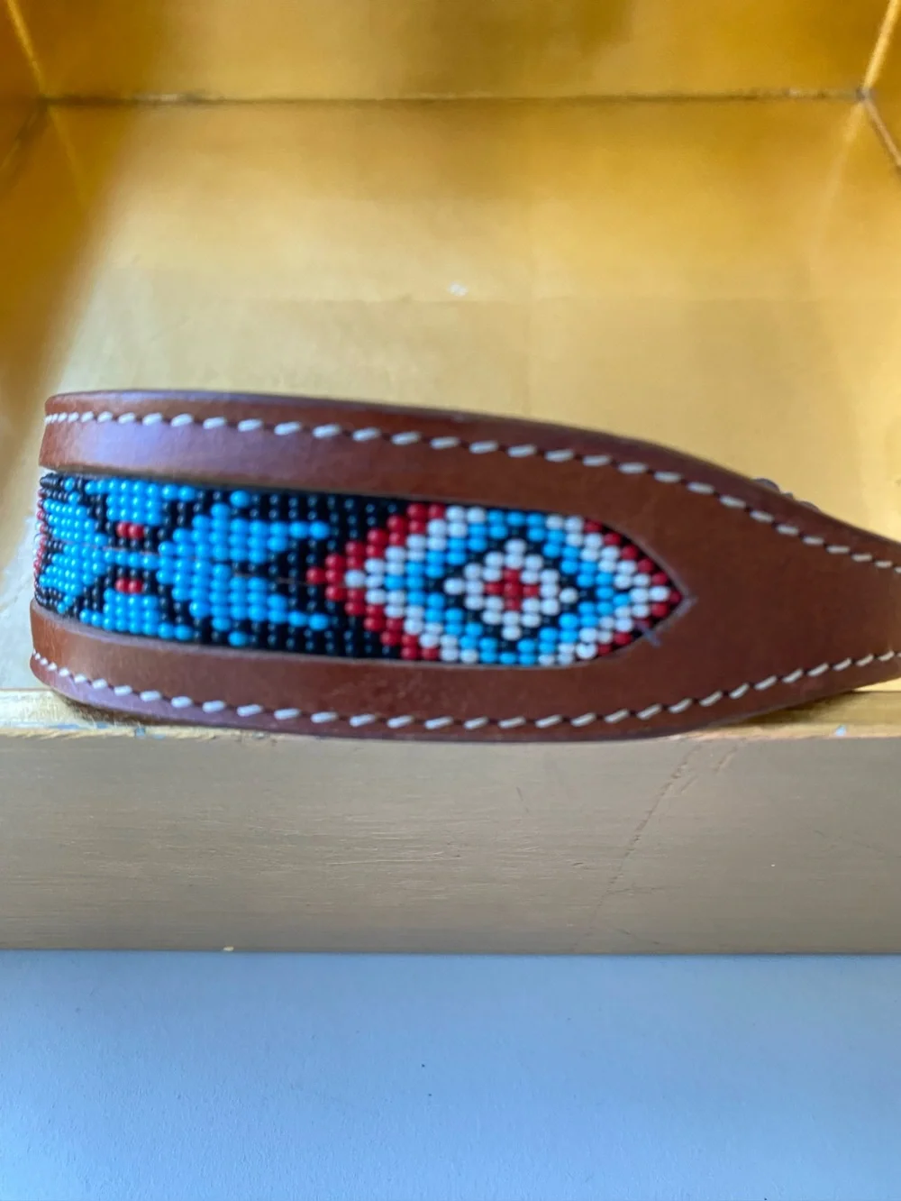 Stunning Beaded Leather Dog Collar by Showman Couture. Size M. NWOT.